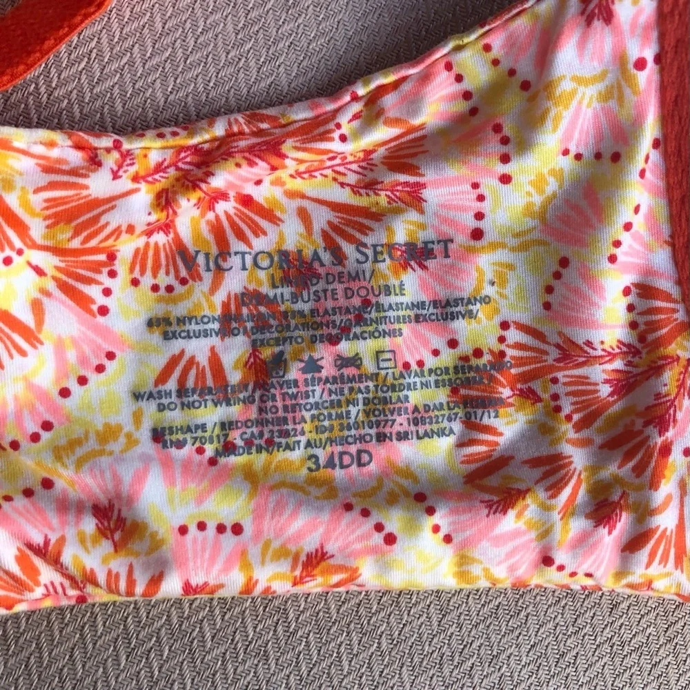 Victoria’s Secret Under Wire Lined Demi-bust Sequins‎ Orange Yellow Bra 34DD